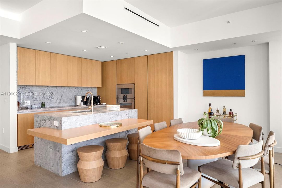 For Sale: $4,590,000 (3 beds, 4 baths, 2335 Square Feet)