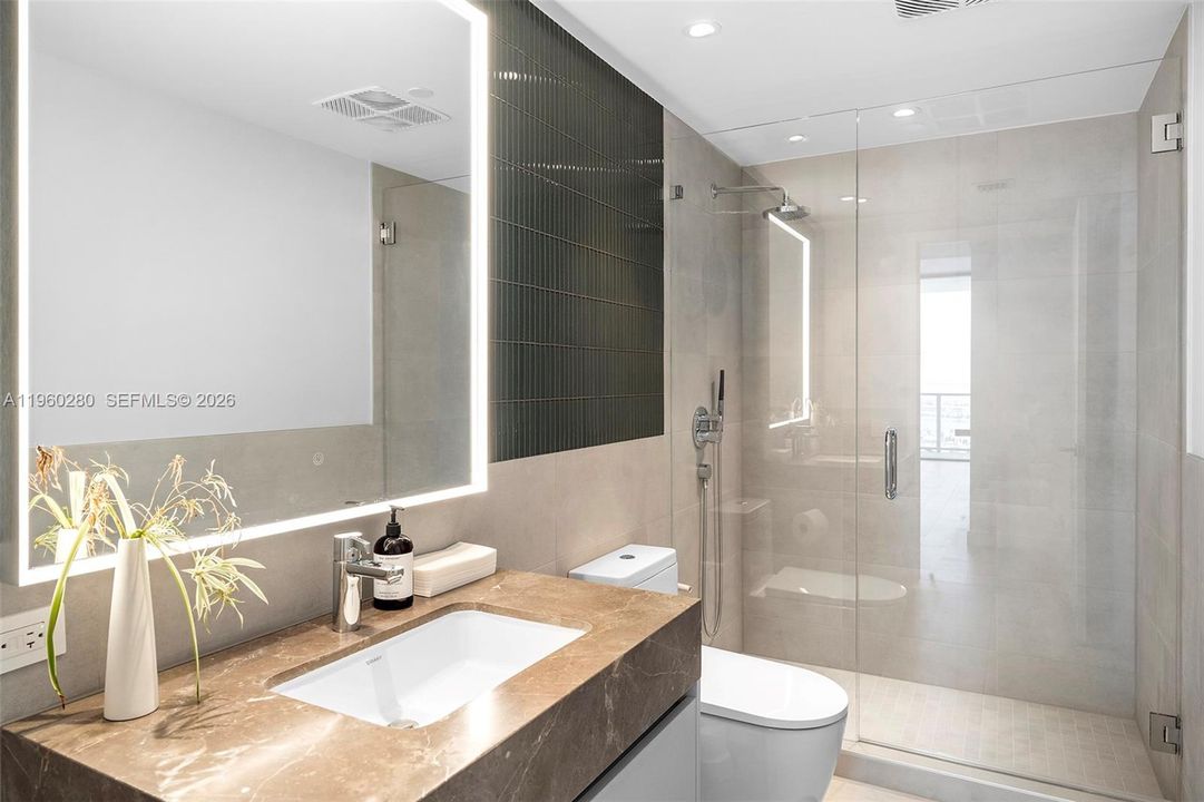 For Sale: $4,590,000 (3 beds, 4 baths, 2335 Square Feet)