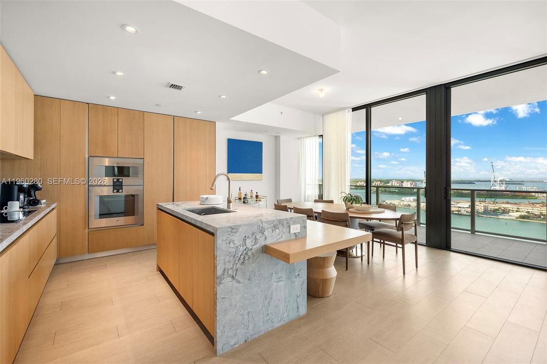 For Sale: $4,590,000 (3 beds, 4 baths, 2335 Square Feet)