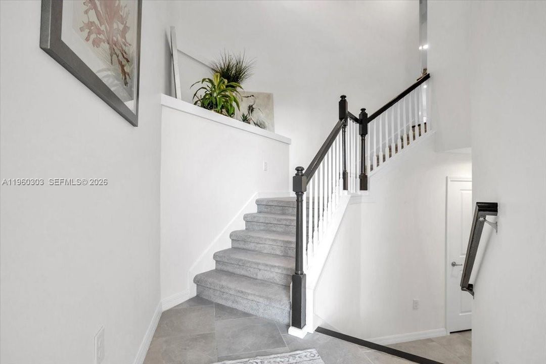 Recently Sold: $499,900 (3 beds, 2 baths, 2110 Square Feet)