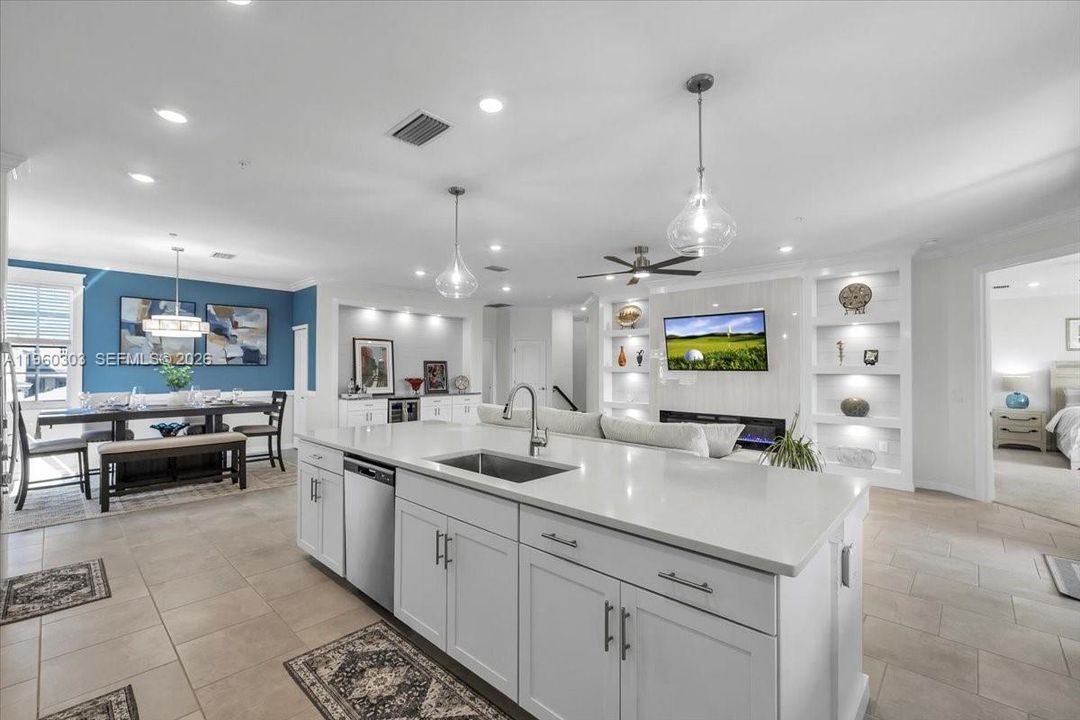 Recently Sold: $499,900 (3 beds, 2 baths, 2110 Square Feet)