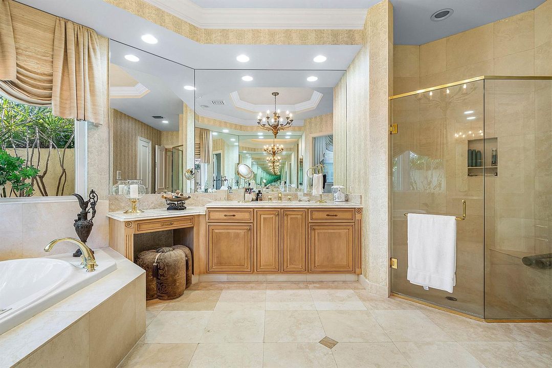 Primary Suite Bath