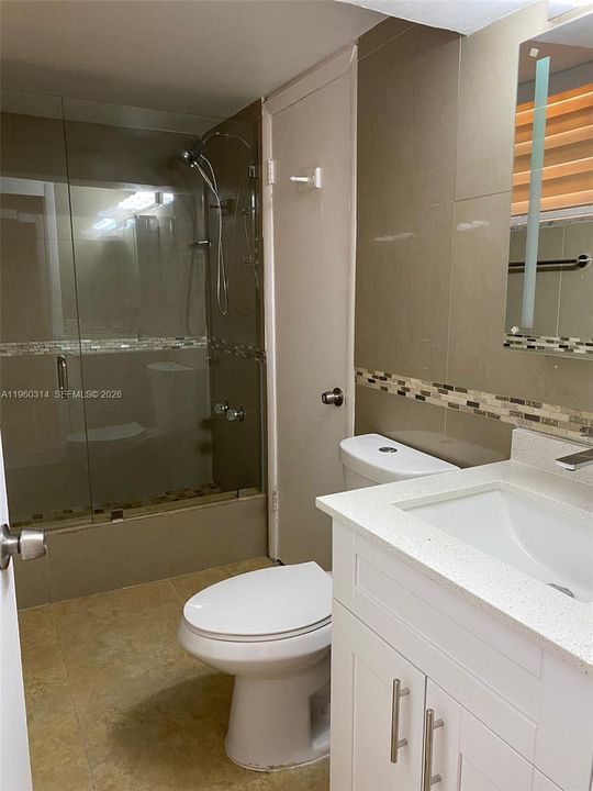 For Sale: $175,000 (1 beds, 1 baths, 850 Square Feet)