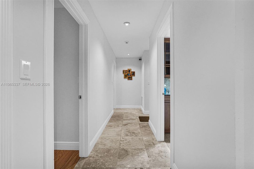 En Venta: $1,595,000 (4 camas, 2 baños, 3162 Pies cuadrados)