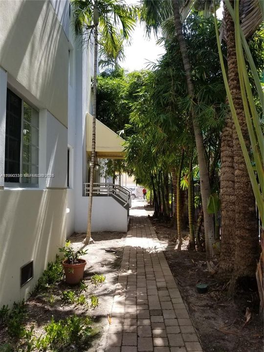 En Venta: $215,000 (0 camas, 1 baños, 472 Pies cuadrados)
