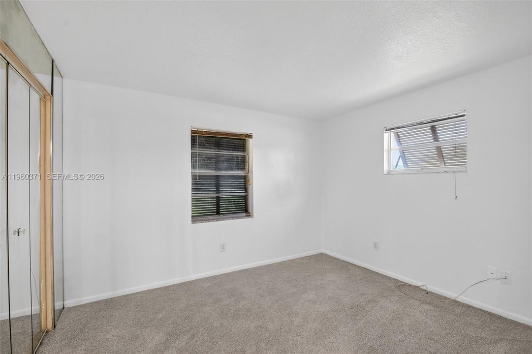 Recently Sold: $429,000 (3 beds, 2 baths, 1176 Square Feet)