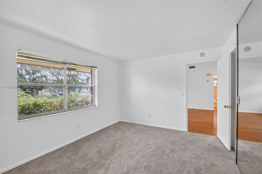Recently Sold: $429,000 (3 beds, 2 baths, 1176 Square Feet)