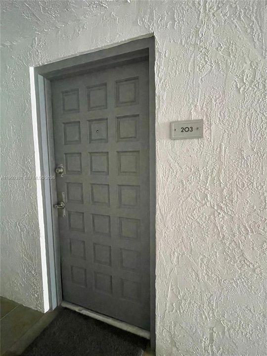 En Venta: $349,000 (1 camas, 1 baños, 775 Pies cuadrados)