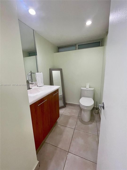 En Venta: $349,000 (1 camas, 1 baños, 775 Pies cuadrados)
