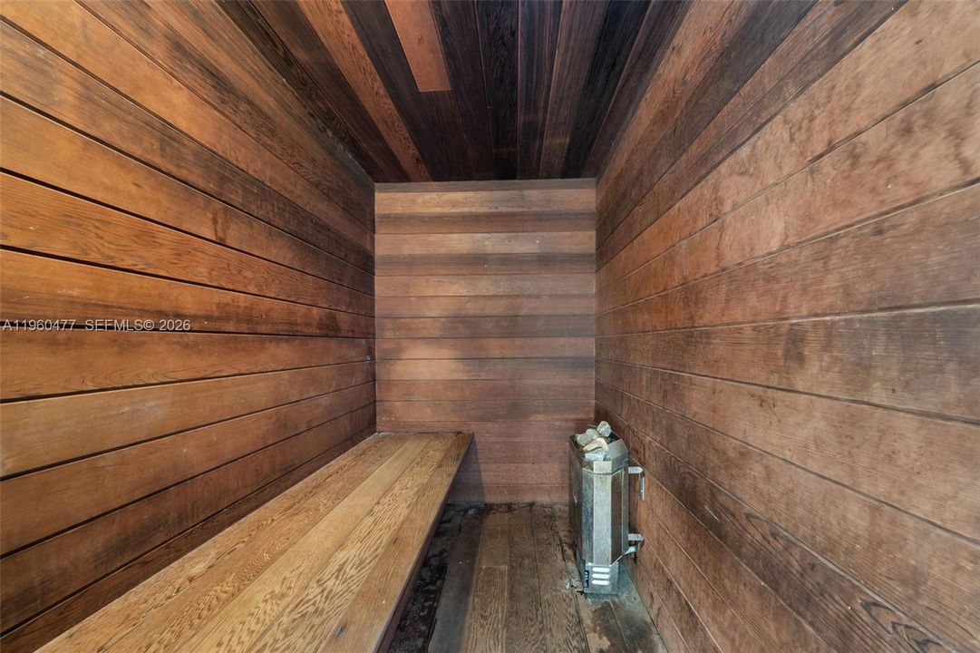 En Venta: $740,000 (3 camas, 2 baños, 1100 Pies cuadrados)