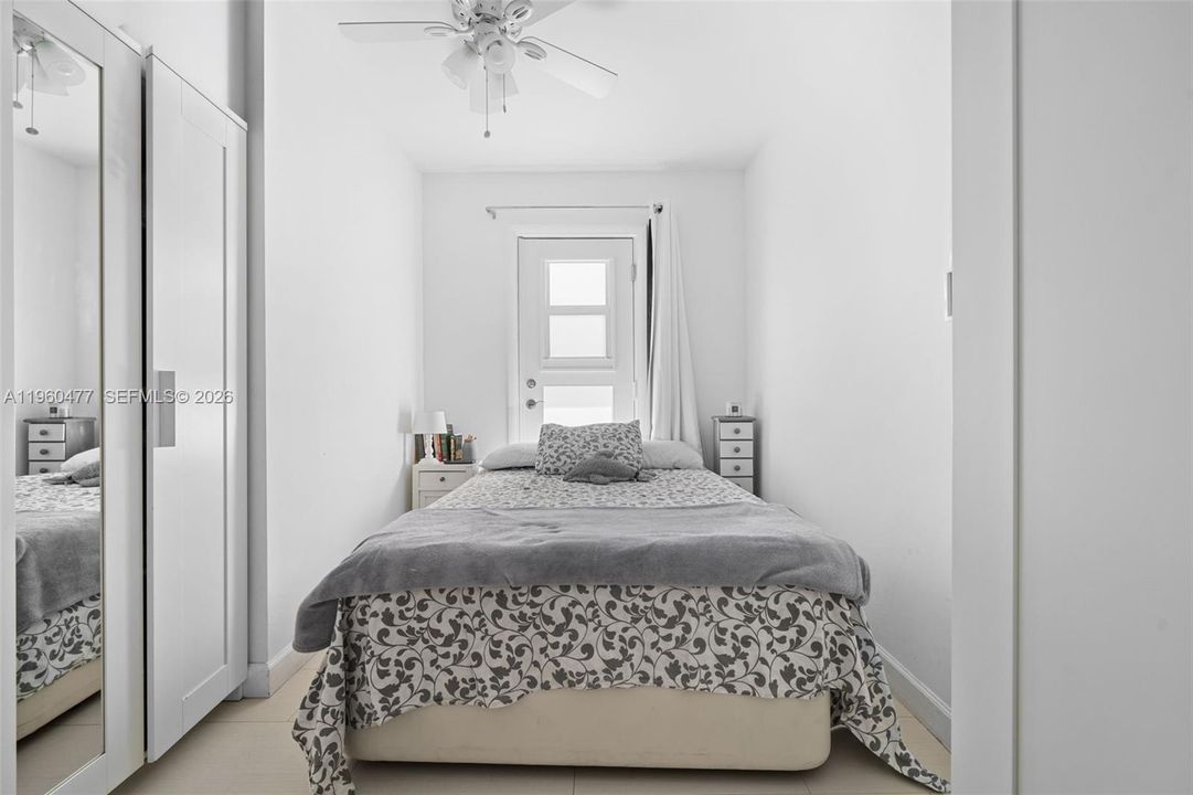 En Venta: $740,000 (3 camas, 2 baños, 1100 Pies cuadrados)