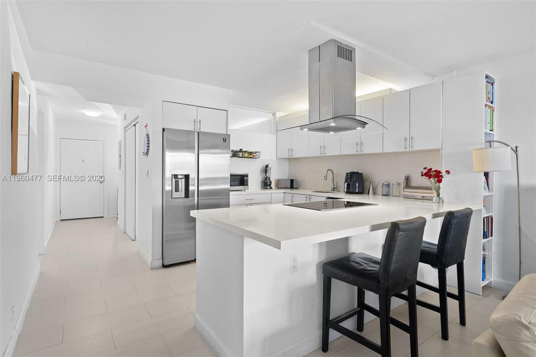 En Venta: $740,000 (3 camas, 2 baños, 1100 Pies cuadrados)