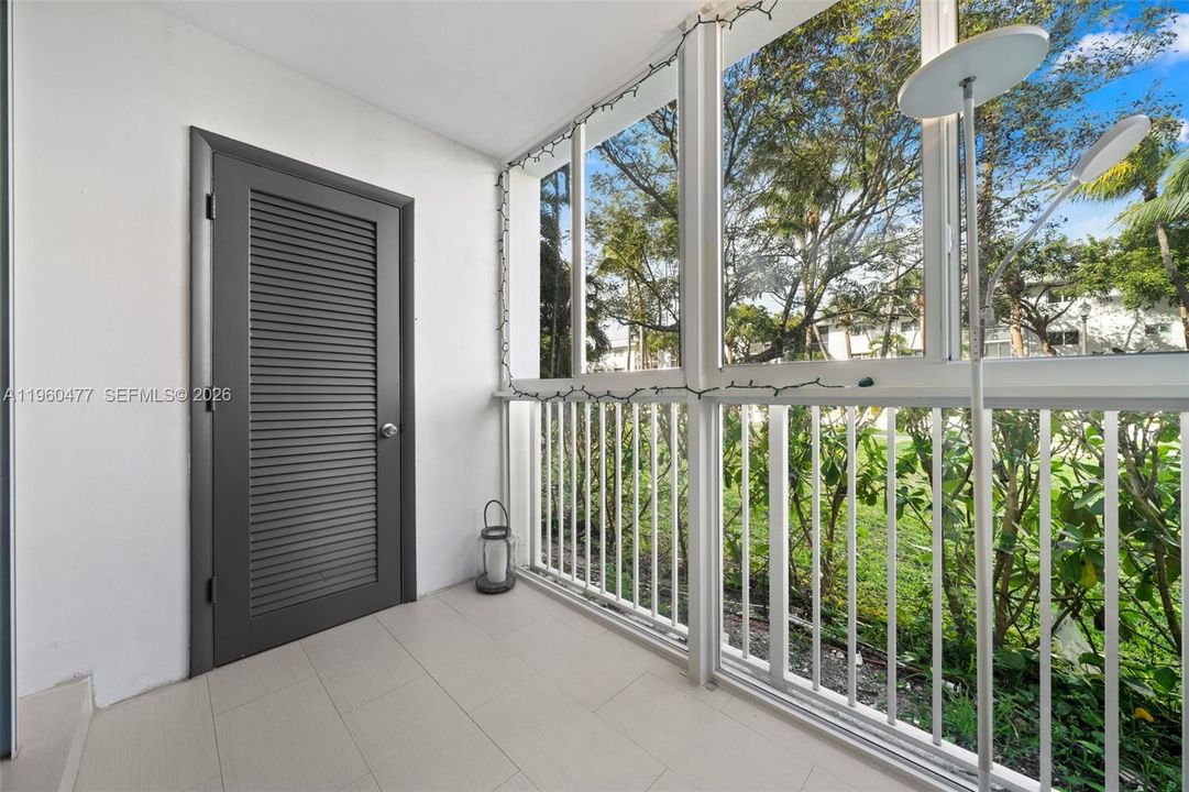 En Venta: $740,000 (3 camas, 2 baños, 1100 Pies cuadrados)