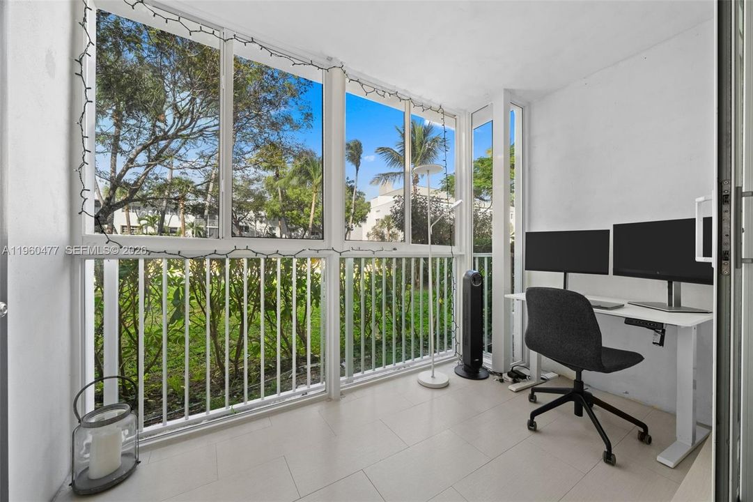 En Venta: $740,000 (3 camas, 2 baños, 1100 Pies cuadrados)