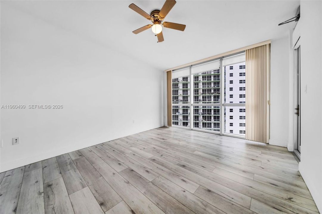 En Venta: $539,000 (2 camas, 2 baños, 1048 Pies cuadrados)