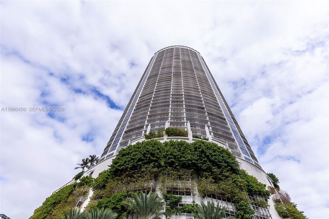 En Venta: $539,000 (2 camas, 2 baños, 1048 Pies cuadrados)