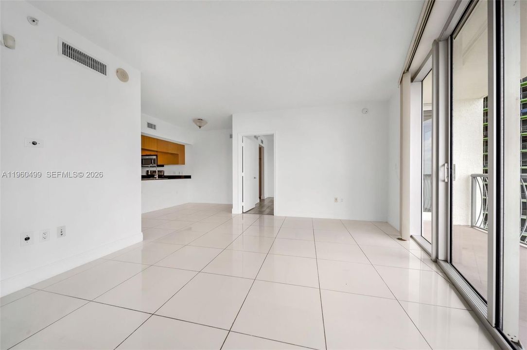 En Venta: $539,000 (2 camas, 2 baños, 1048 Pies cuadrados)