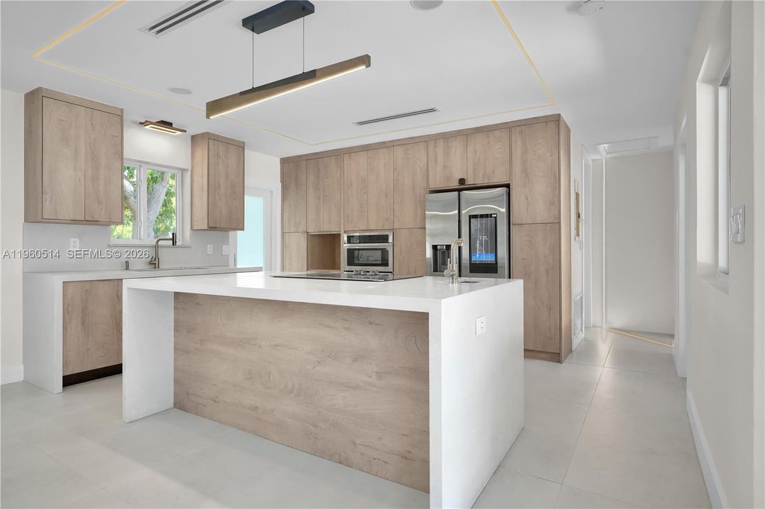 For Sale: $1,150,000 (4 beds, 3 baths, 2749 Square Feet)