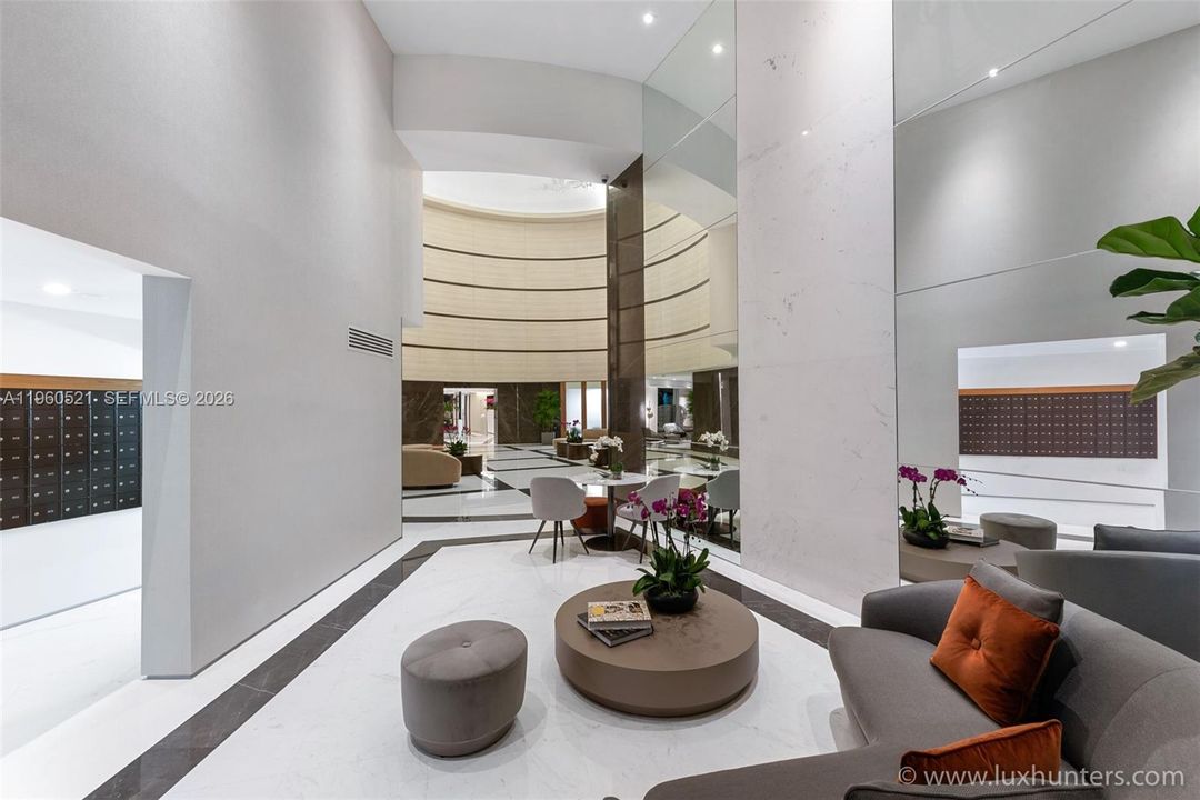 For Sale: $1,350,000 (1 beds, 1 baths, 1160 Square Feet)