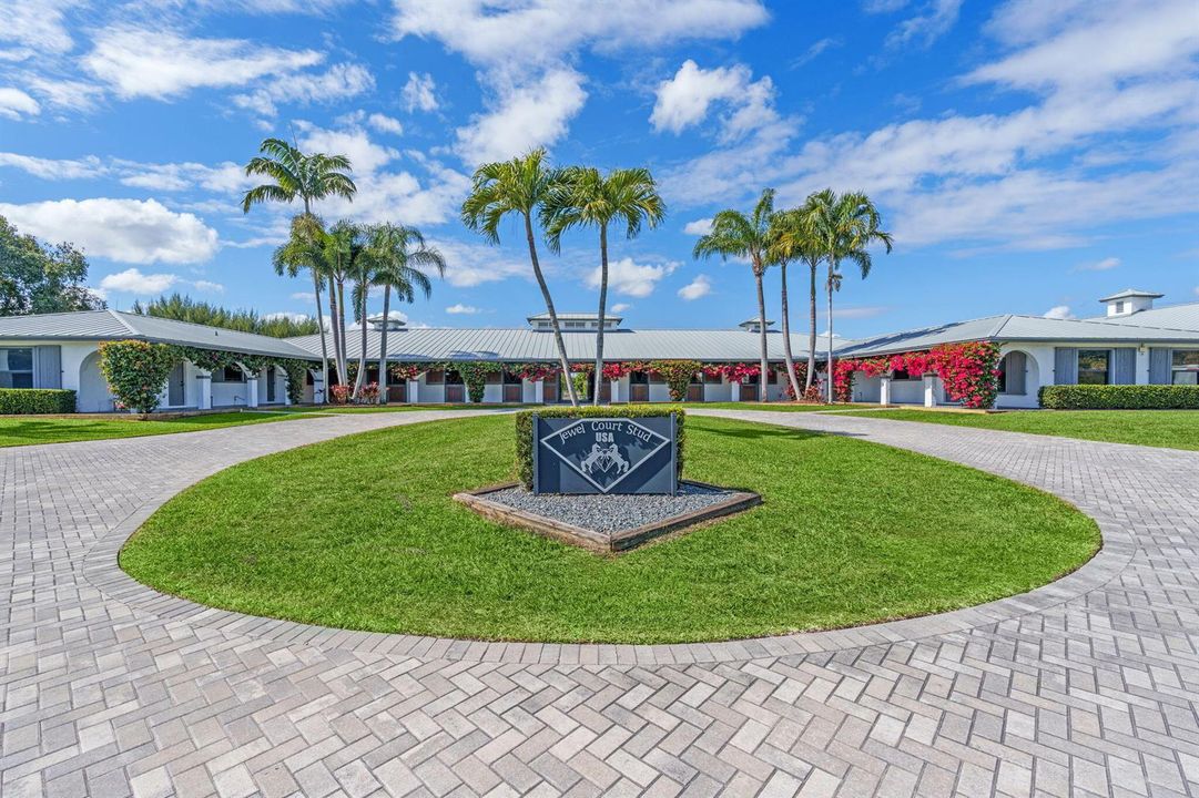 53-web-or-mls-A7408902
