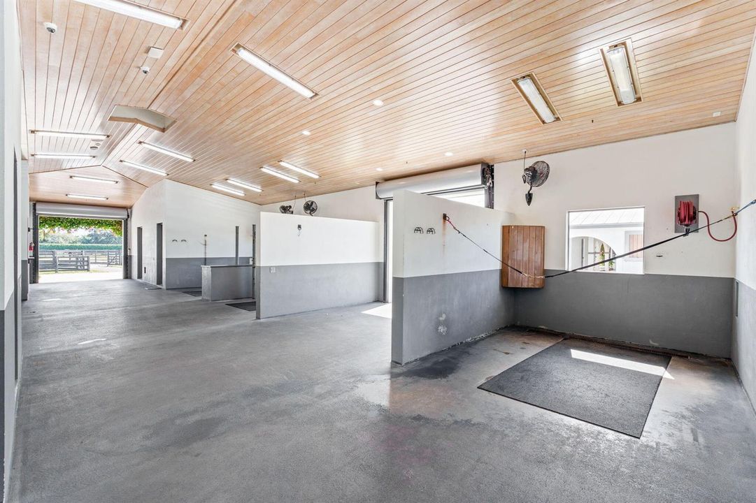 28-web-or-mls-A7408825