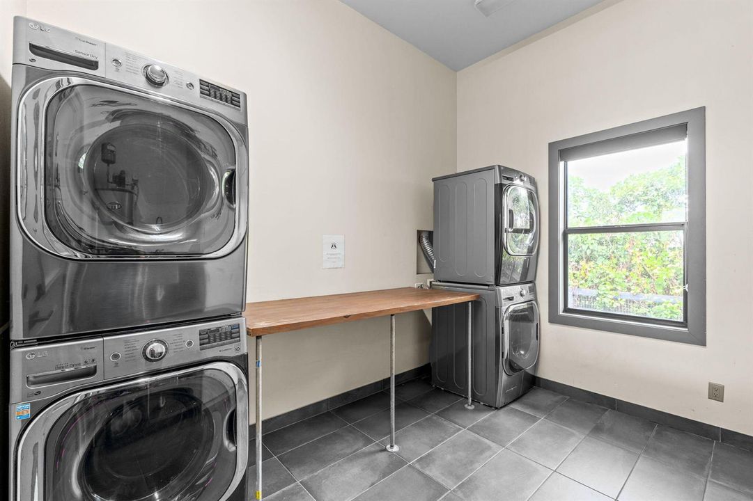 17-web-or-mls-A7408760