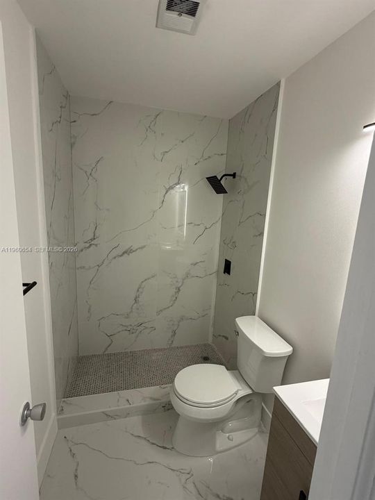 Active With Contract: $120,000 (1 beds, 1 baths, 625 Square Feet)