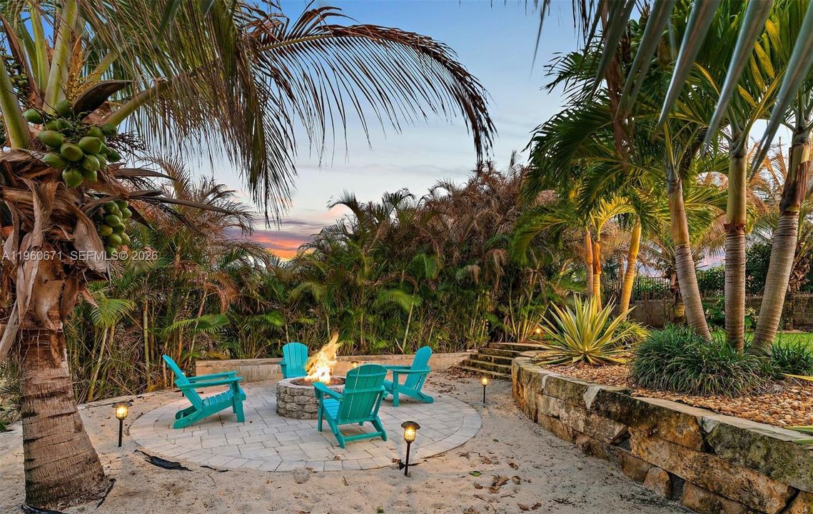 Active With Contract: $1,925,000 (4 beds, 4 baths, 3839 Square Feet)