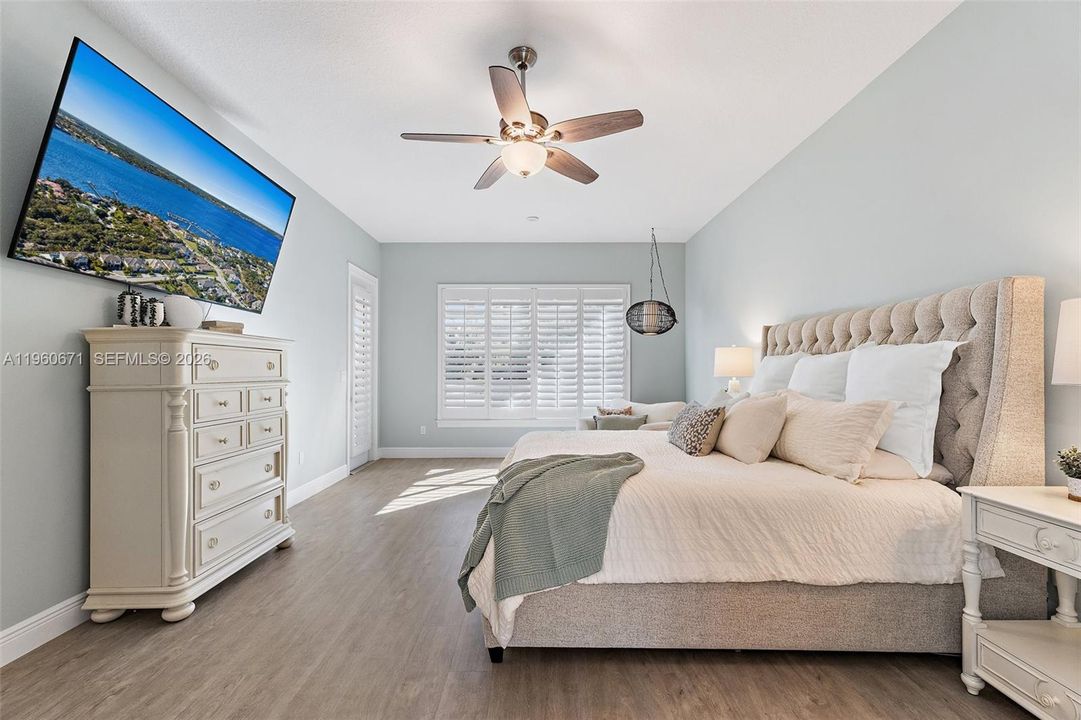 Active With Contract: $1,925,000 (4 beds, 4 baths, 3839 Square Feet)