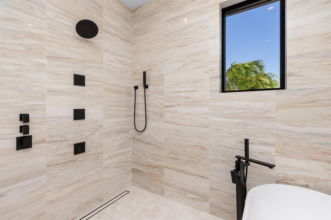 Guest Bath 3