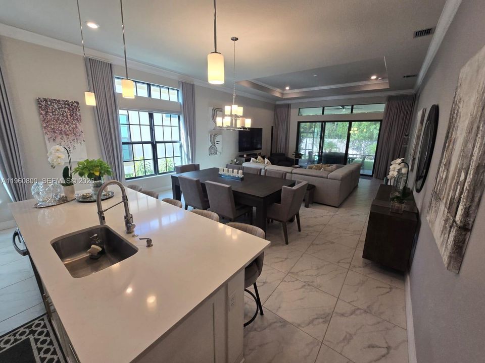 For Sale: $890,000 (3 beds, 2 baths, 2174 Square Feet)