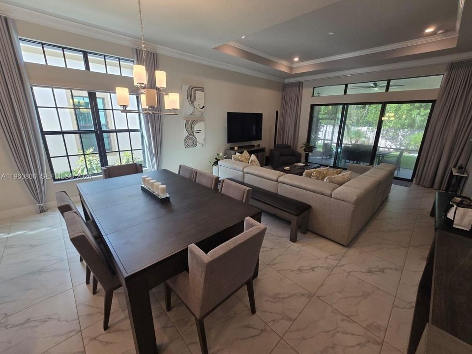For Sale: $890,000 (3 beds, 2 baths, 2174 Square Feet)