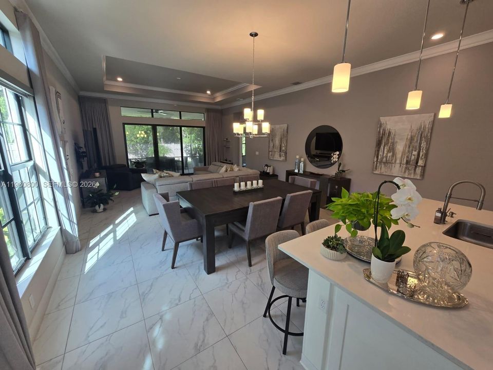 For Sale: $890,000 (3 beds, 2 baths, 2174 Square Feet)