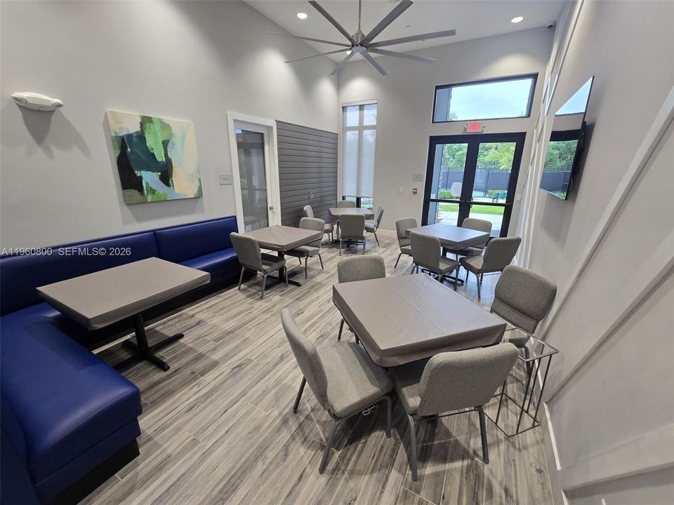 For Sale: $890,000 (3 beds, 2 baths, 2174 Square Feet)