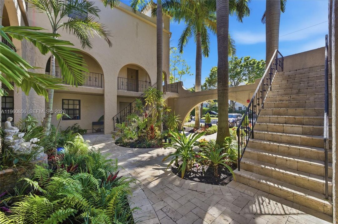 En Venta: $224,000 (2 camas, 1 baños, 828 Pies cuadrados)