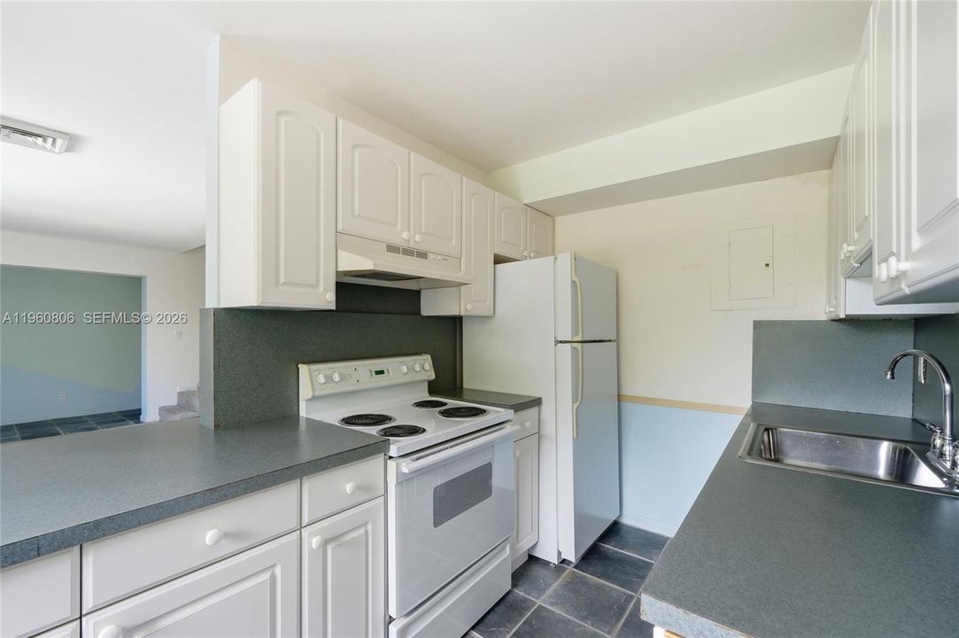 En Venta: $224,000 (2 camas, 1 baños, 828 Pies cuadrados)