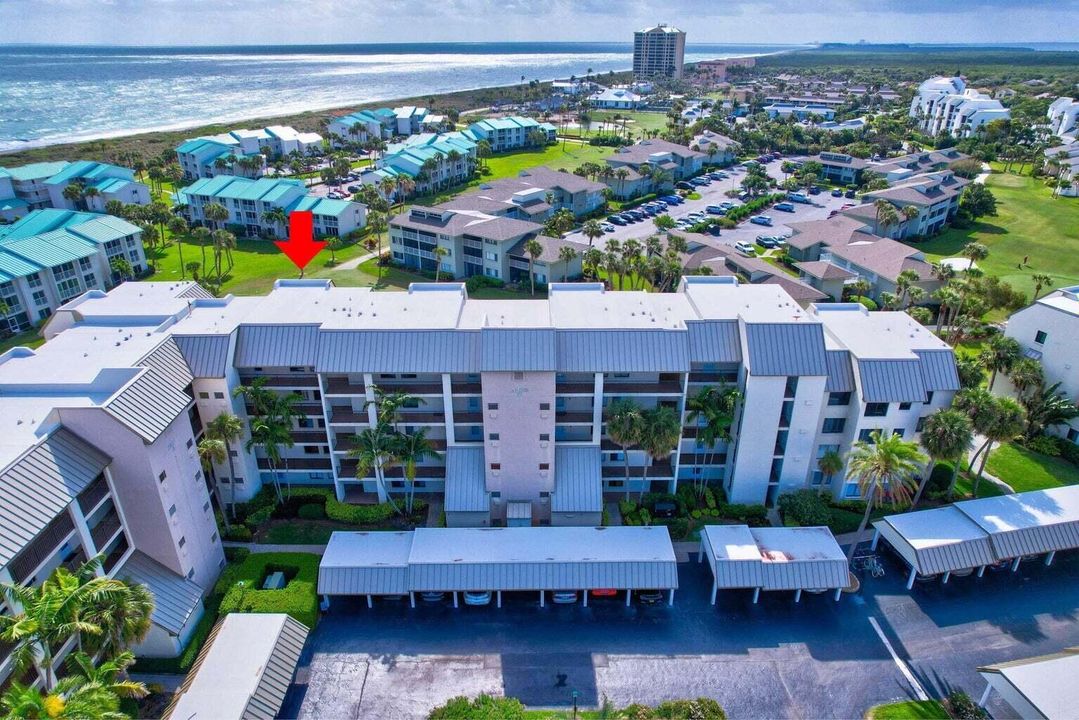 TOP FLOOR UNIT WITH MAGNIFICENT VIEWS