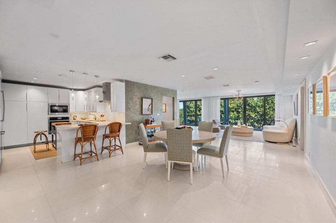 Dining Area/Kitchen
