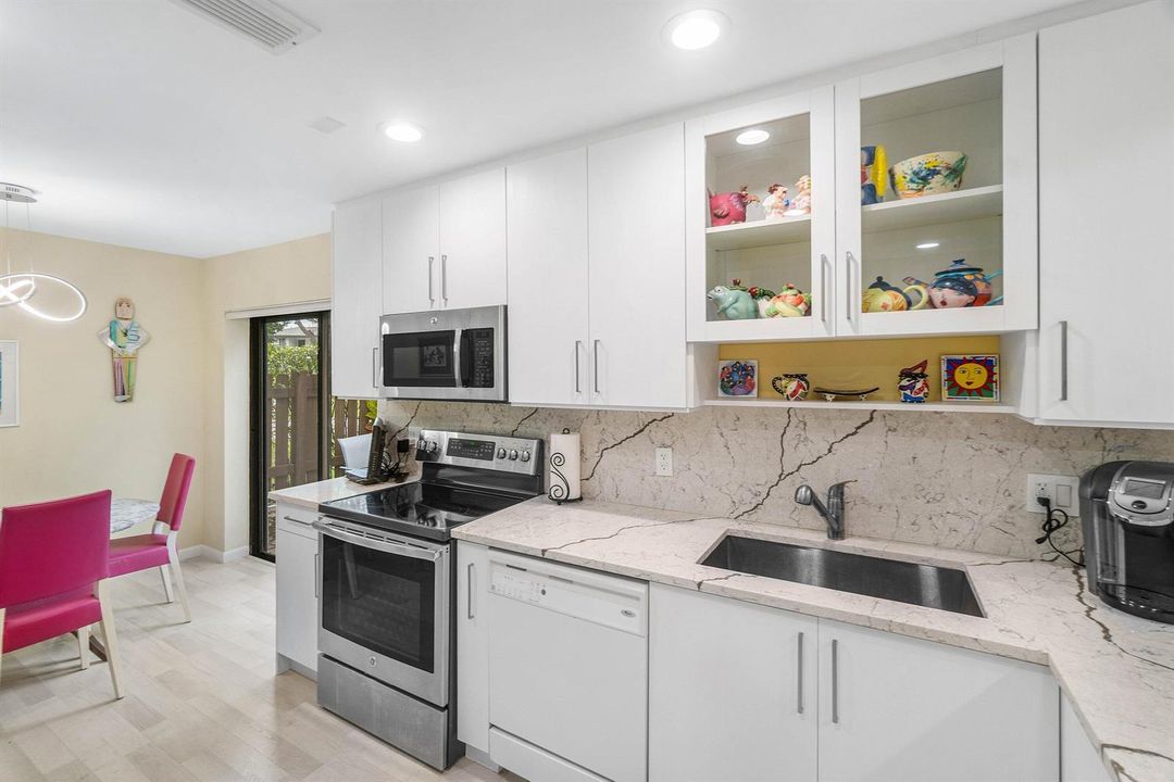007-34SouthportLane-A-BoyntonBeach-FL-33