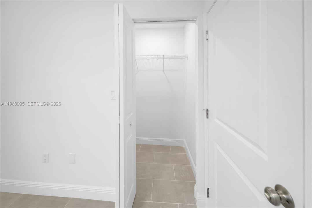 En Venta: $599,000 (3 camas, 2 baños, 1432 Pies cuadrados)