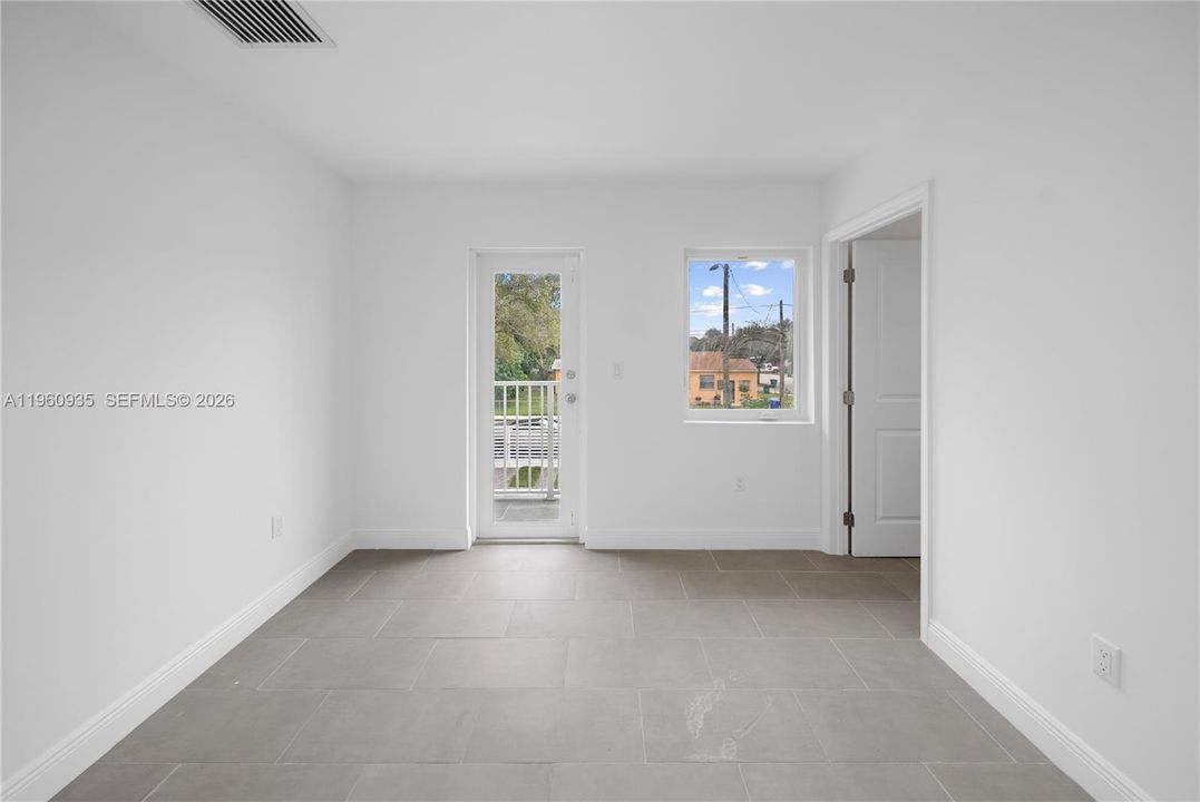 En Venta: $599,000 (3 camas, 2 baños, 1432 Pies cuadrados)