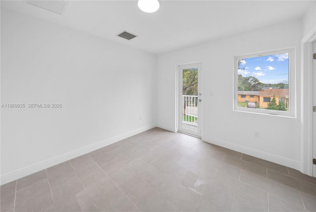 En Venta: $599,000 (3 camas, 2 baños, 1432 Pies cuadrados)