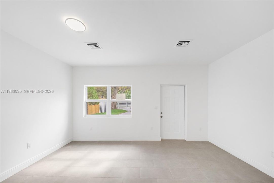 En Venta: $599,000 (3 camas, 2 baños, 1432 Pies cuadrados)