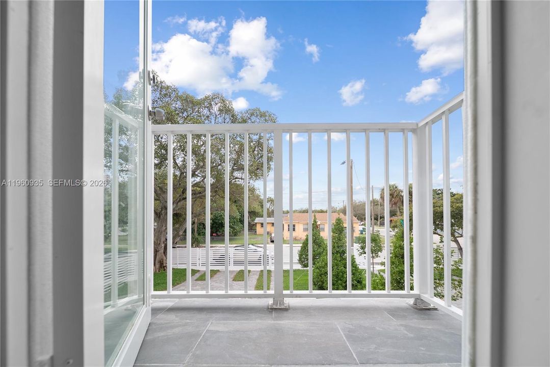 En Venta: $599,000 (3 camas, 2 baños, 1432 Pies cuadrados)