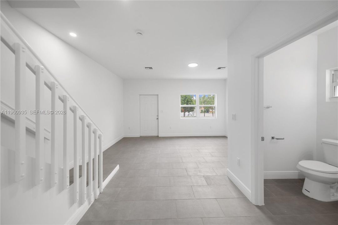 En Venta: $599,000 (3 camas, 2 baños, 1432 Pies cuadrados)