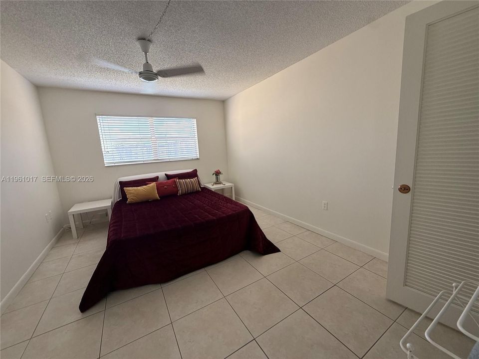 Activo con contrato: $65,999 (1 camas, 1 baños, 640 Pies cuadrados)