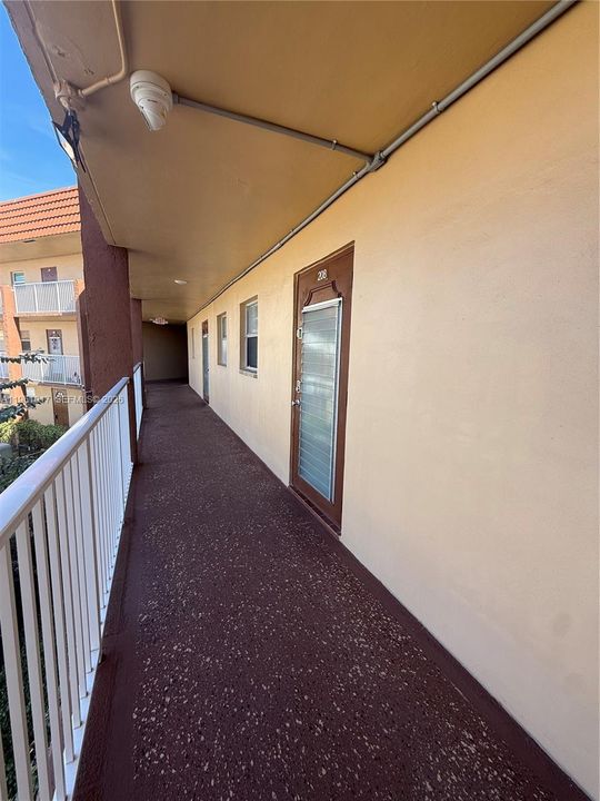 Activo con contrato: $65,999 (1 camas, 1 baños, 640 Pies cuadrados)