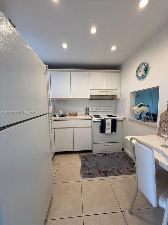 Activo con contrato: $65,999 (1 camas, 1 baños, 640 Pies cuadrados)