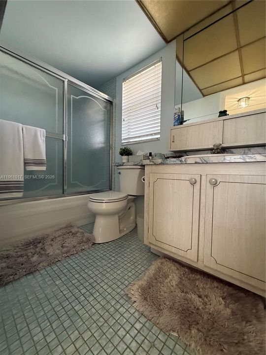 Activo con contrato: $65,999 (1 camas, 1 baños, 640 Pies cuadrados)