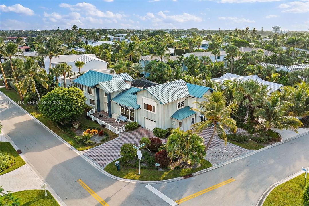 En Venta: $3,050,000 (3 camas, 3 baños, 3239 Pies cuadrados)